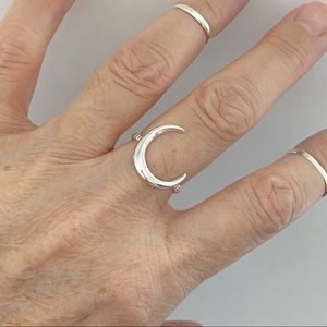 Sterling Silver Large Crescent Moon with Rope Band, Silver Ring, Celestial Rings